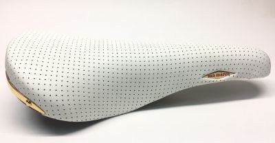 Седло Selle San Marco Rolls Chamois Perforated Leather White