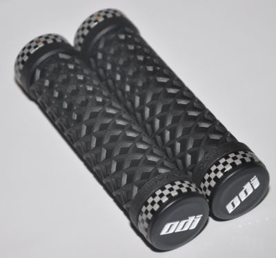 Грипсы ODI VANS Black