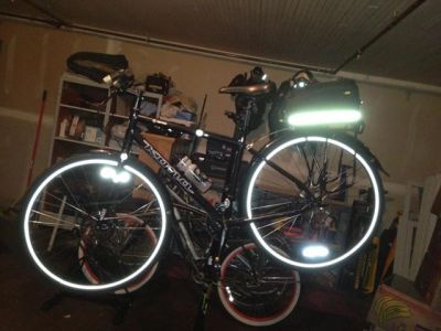 Светоотражатели на обода Wheel Rim Stripe 181910